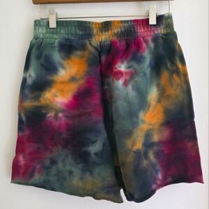 525 America Cotton Tye Dye Shorts In Amber Multi Raw Hem